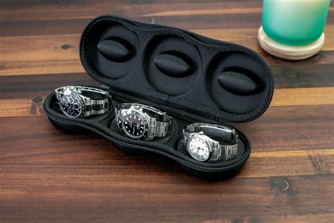 best budget watch storage case.